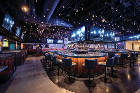villa valenti pub sportsbook  Interested in how much it may cost per person to eat at Villa Valenti Pub? The price per item at Villa Valenti Pub ranges from $4